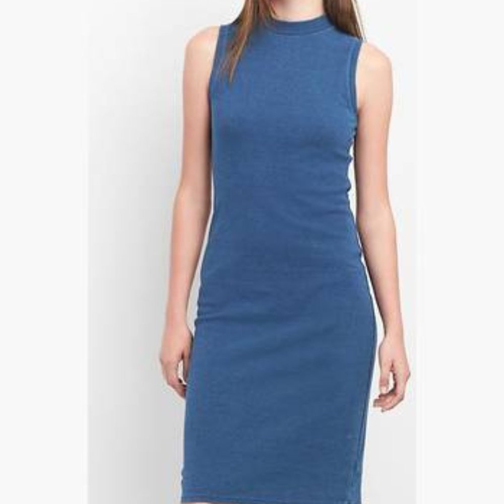 GAP Sleeveless Midi Dress